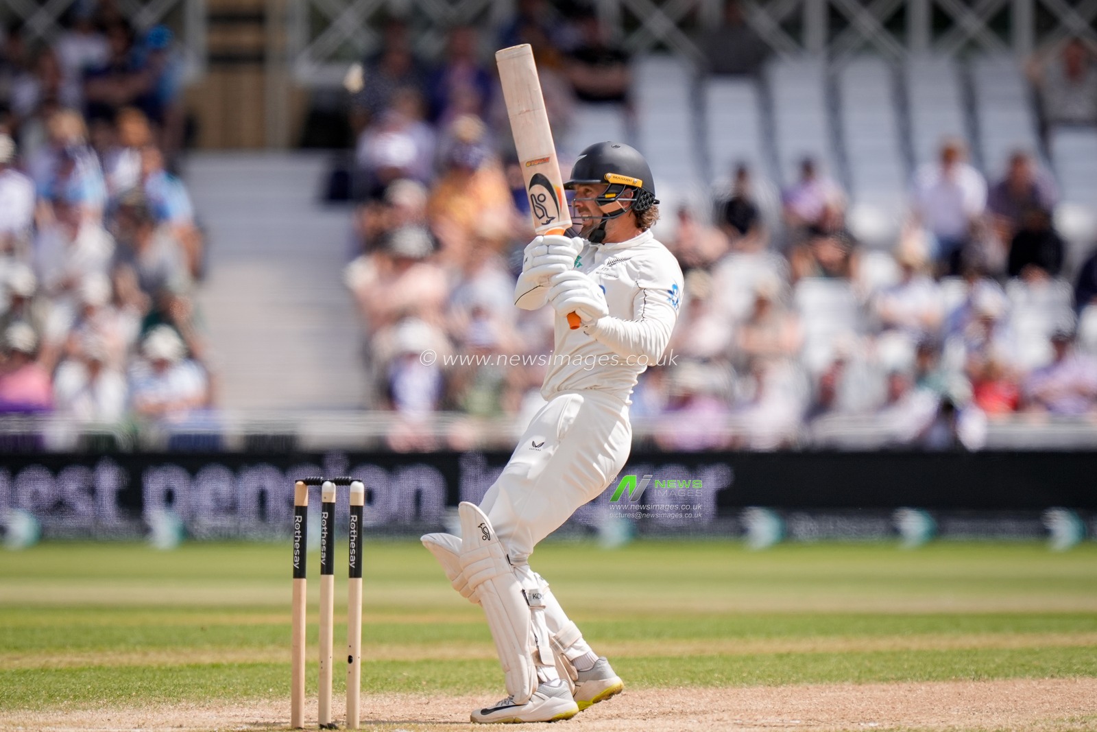 Tom Blundell of New Zealand is caught playing the hook shot off the bowling of Jofra Archer of England during the 3rd Rothesay Test Match Day 4 match England vs New Zealand at Trent Bridge, Nottingham, United Kingdom on 28 June 2026

(Photo by Maynard Manyowa/News Images)