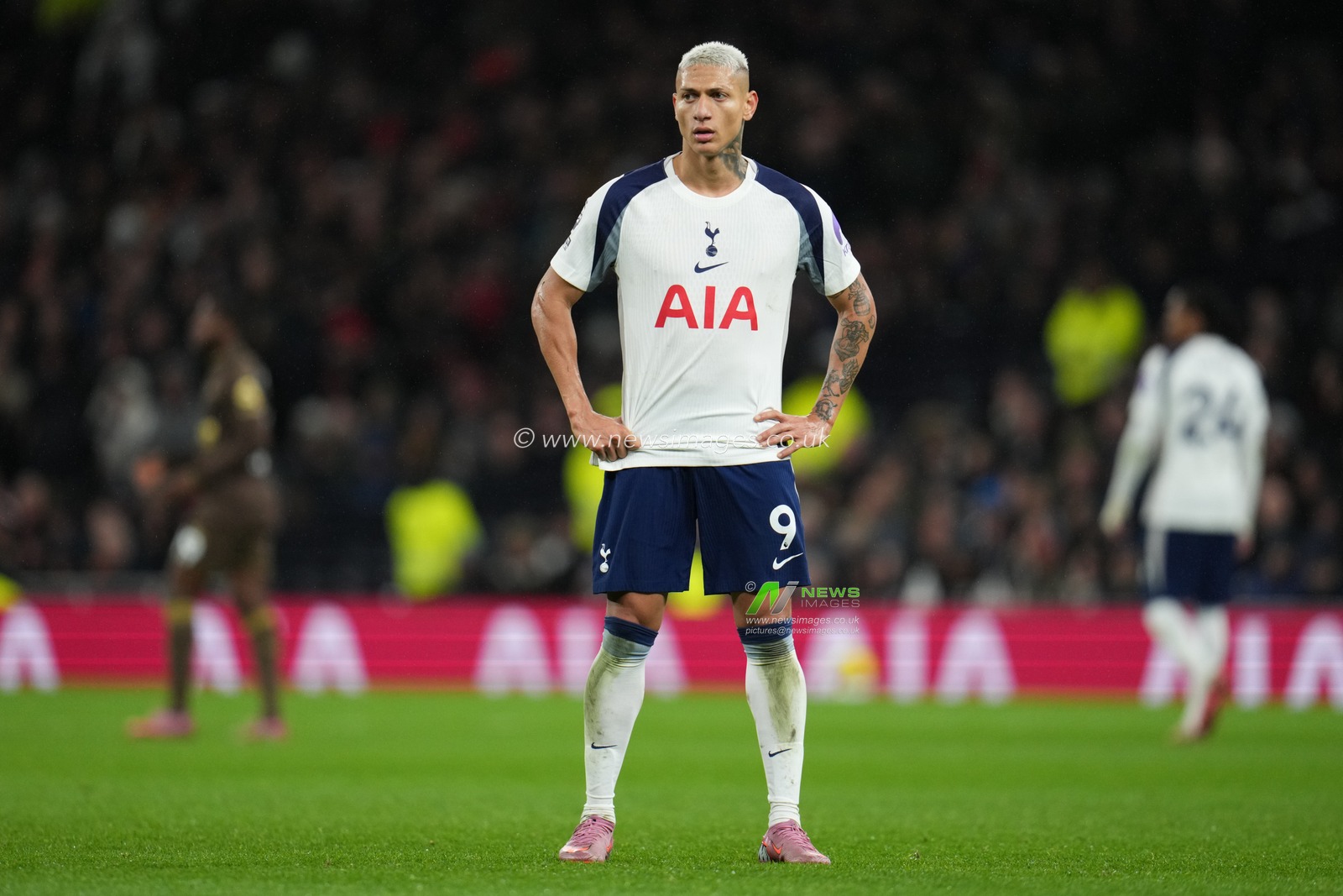 Richarlison of Tottenham Hotspur during the Premier League match Tottenham Hotspur vs Brentford at Tottenham Hotspur Stadium, London, United Kingdom, 6th December 2025

(Photo by Harvey Murphy/News Images)

*** GER AUT SUI OUT ***