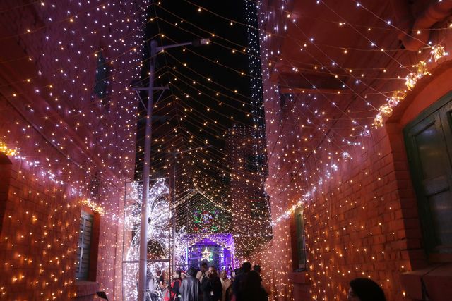 Bow Barracks, residence of Anglo-Indian population is illuminated with decorative lights to celebrate Christmas Festival in Kolkata,India on December 23,2024.Pictures by Debajyoti Chakraborty. The inception of Bow Barracks can be traced to the early 20th century when the English soldiers needed a place to stay while fighting World War.
(Photo: Debajyoti Chakraborty/News Images)