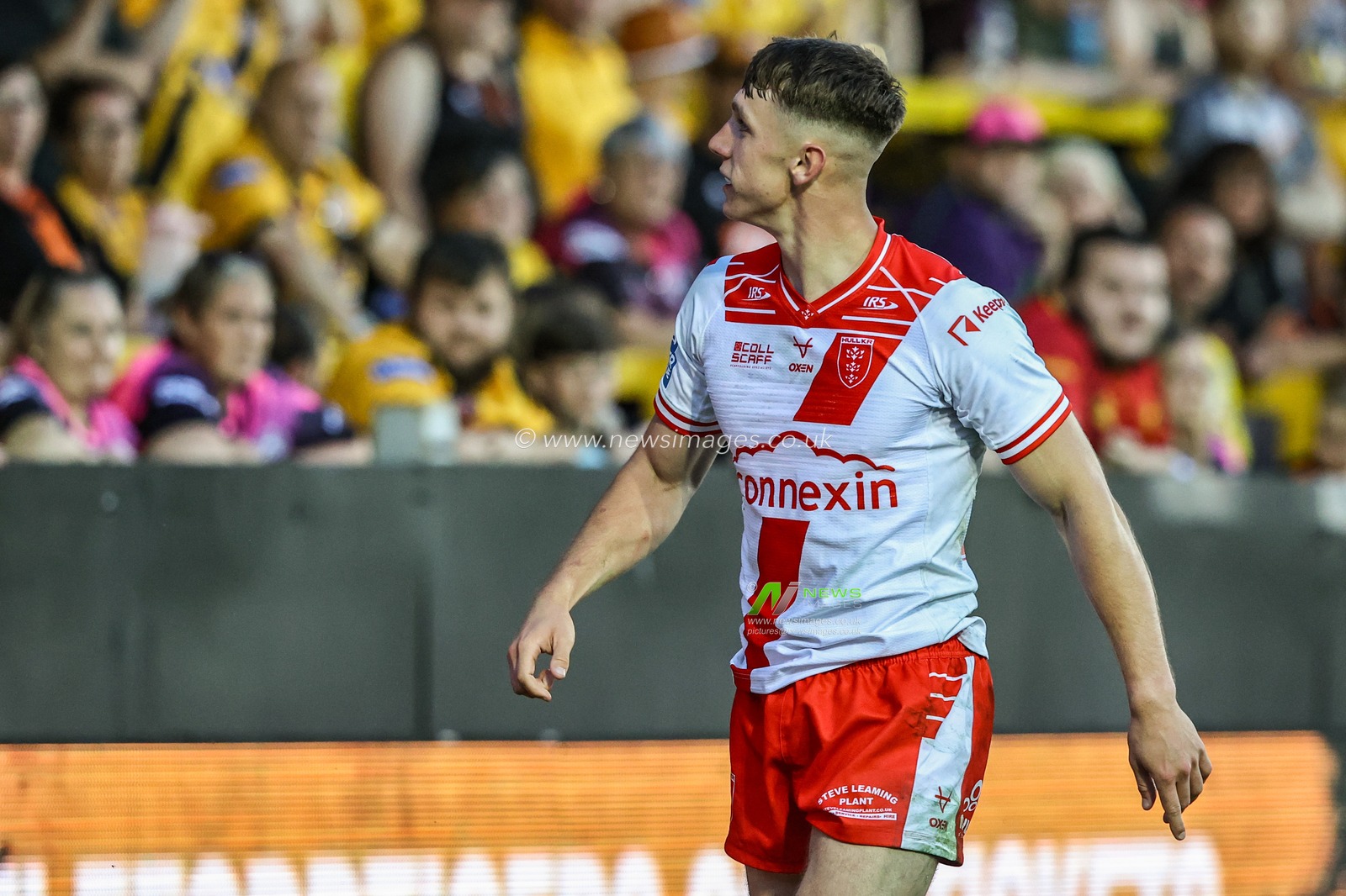 Noah Booth of Hull KR celebrates his try during the Betfred Super League round 15 match Castleford Tigers vs Hull KR at The Mend-A-Hose Jungle, Castleford, United Kingdom, 19th June 2025

(Photo by Alfie Cosgrove/News Images)
