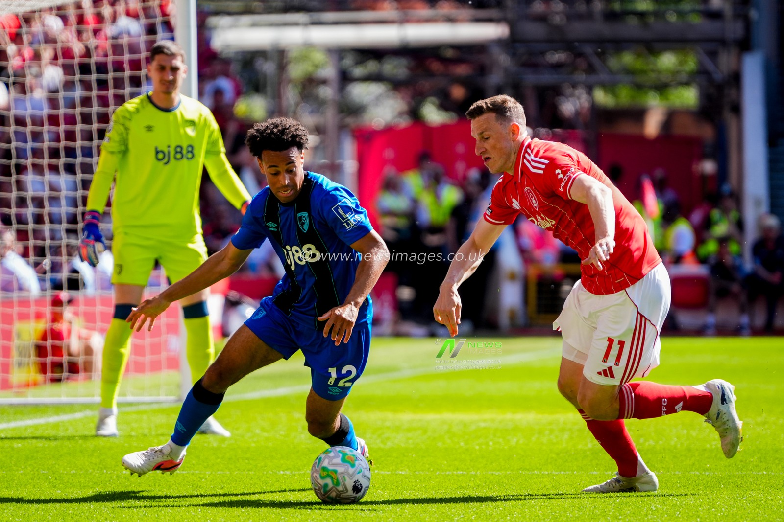 Tyler Adams of Bournemouth battles for the ball  with Chris Wood of Nottingham Forest during the Premier League match Nottingham Forest vs Bournemouth at City Ground, Nottingham, United Kingdom on 24 May 2026

(Photo by Maynard Manyowa/News Images)