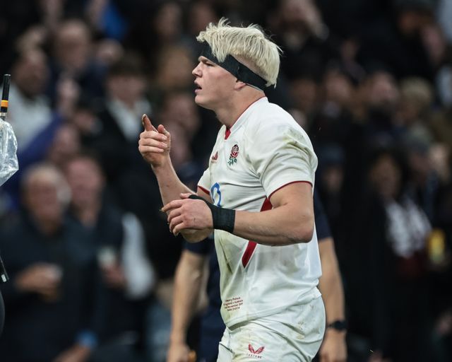 Henry Pollock of England celebrates his try during the Quilter Nations Series 2025 match England vs Australia at Allianz Stadium, Twickenham, United Kingdom, 1st November 2025

(Photo by Mark Cosgrove/News Images)

*** GER AUT SUI OUT ***