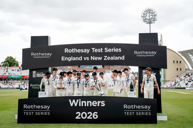 New Zealand captain Tom Latham and the New Zealand players lei the Trophy after winning the series 1-2 during the 3rd Rothesay Test Match Day 5 match England vs New Zealand at Trent Bridge, Nottingham, United Kingdom on 29 June 2026

(Photo by Maynard Manyowa/News Images)