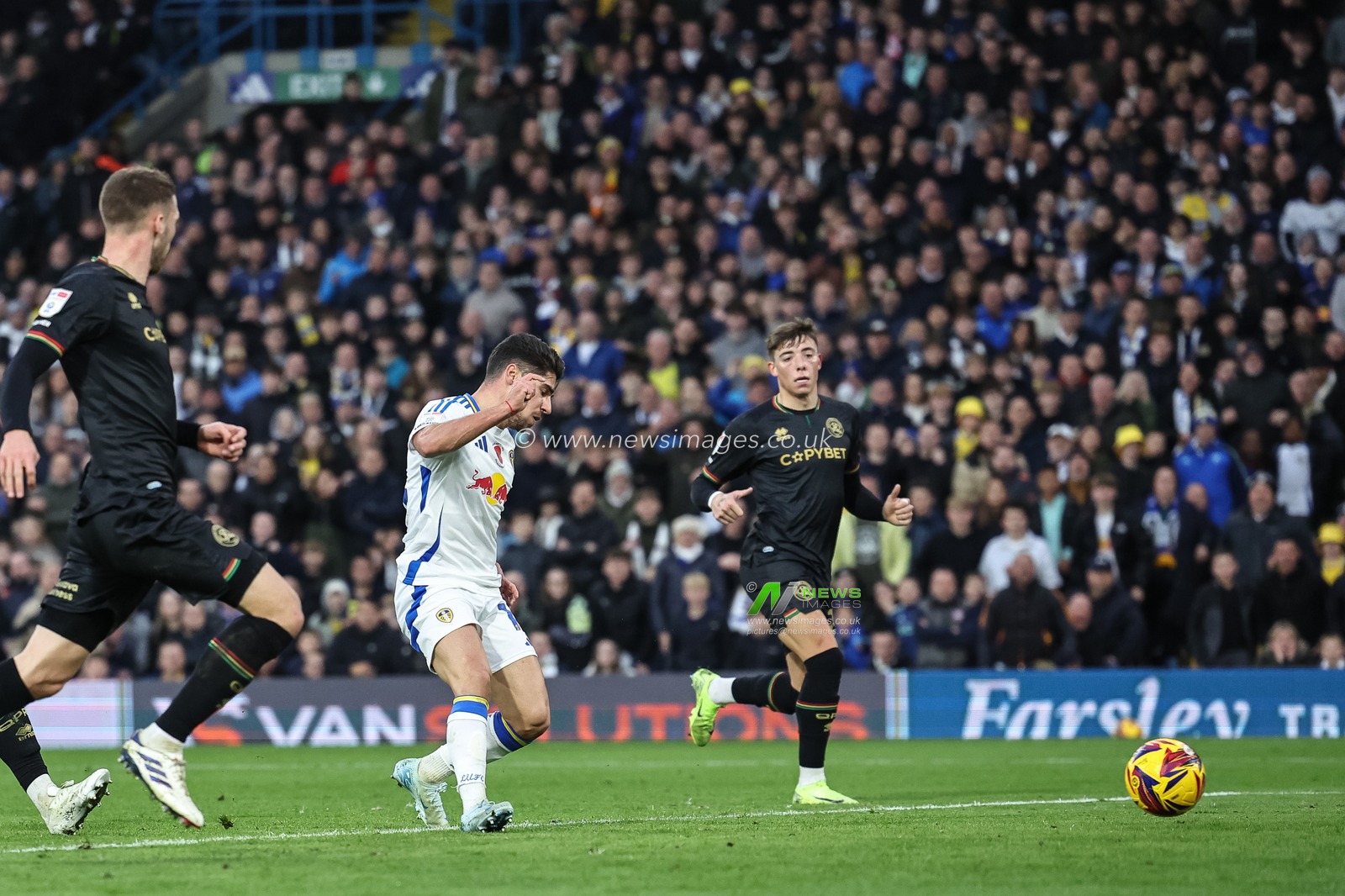 Manor Solomon of Leeds United scores, but the flag is up. Offside during the Sky Bet Championship match Leeds United vs Queens Park Rangers at Elland Road, Leeds, United Kingdom, 9th November 2024

(Photo by Mark Cosgrove/News Images)