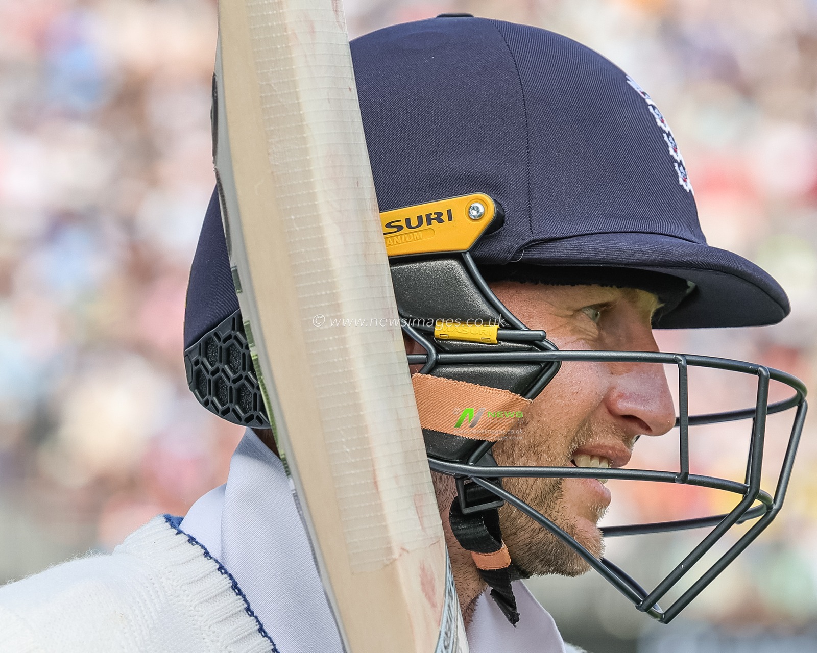 Joe Root of England heads out to bat during the 4th Rothesay Test Match match Day 3 England vs India at Old Trafford Cricket Ground, Manchester, United Kingdom, 25th July 2025

(Photo by Mark Cosgrove/News Images)