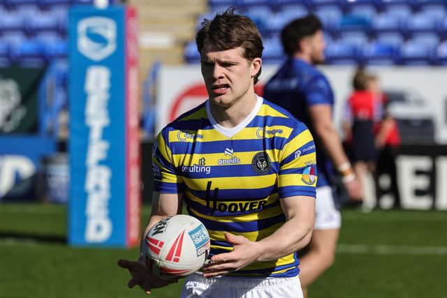 Jake Thewlis of Warrington Wolves in the pre-game warm up during the Betfred Challenge Cup round 4 match Goole Vikings vs Warrington Wolves at The Halliwell Jones Stadium, Warrington, United Kingdom on 14 March 2026

(Photo by Mark Cosgrove/News Images)
