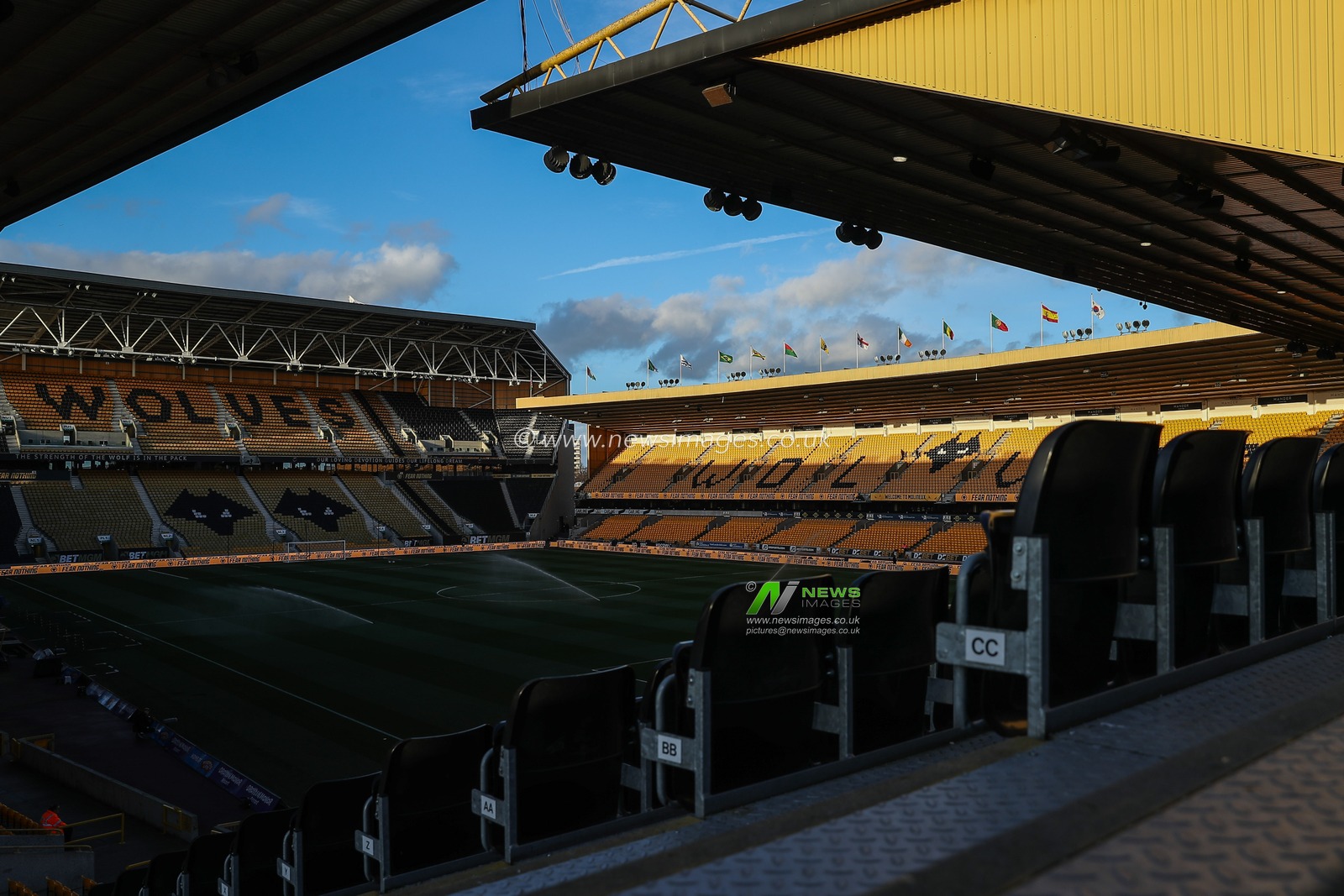 A general view inside of Molineux, home of Wolverhampton Wanderers ahead of the Premier League match Wolverhampton Wanderers vs Fulham at Molineux, Wolverhampton, United Kingdom, 25th February 2025

(Photo by Gareth Evans/News Images)