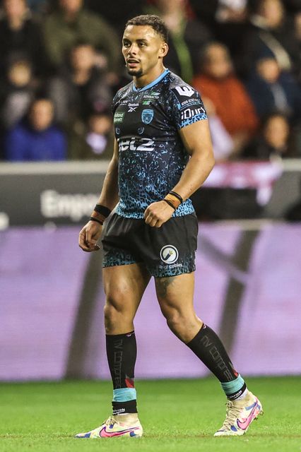 Umyla Hanley of Leigh Leopards during the Betfred Super League Semi Final 1 match Wigan Warriors vs Leigh Leopards at The Brick Community Stadium, Wigan, United Kingdom, 3rd October 2025

(Photo by Alfie Cosgrove/News Images)