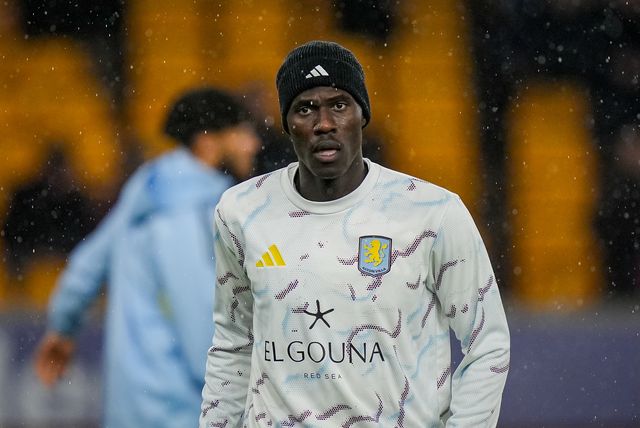 Amadou Onana of Aston Villain the pregame warmup session  during the Premier League match Wolverhampton Wanderers vs Aston Villa at Molineux, Wolverhampton, United Kingdom on 27 February 2026

(Photo by Maynard Manyowa/News Images)