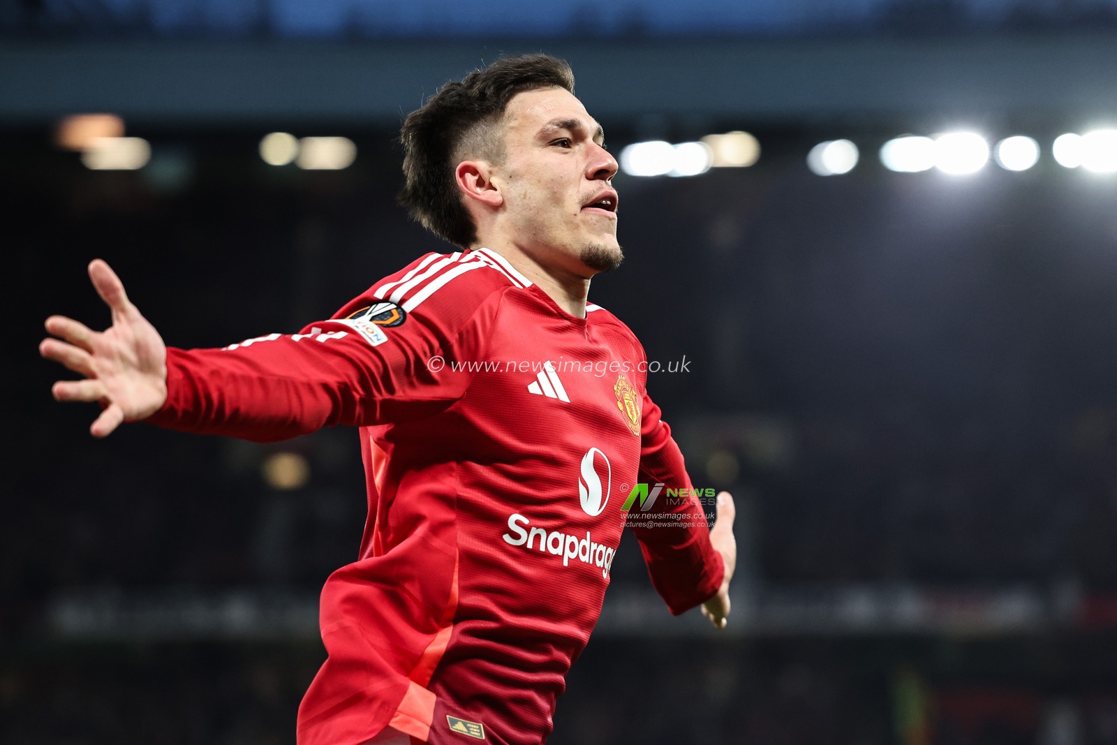 Manuel Ugarte of Manchester United celebrates his goal to make it 1-0 during the UEFA Europa League Quarter-finals match Manchester United vs Lyon at Old Trafford, Manchester, United Kingdom, 17th April 2025

(Photo by Mark Cosgrove/News Images)