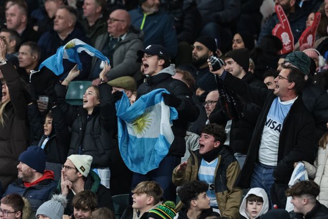 Argentina fans sing and dance late in the game as they make a comeback during the Quilter Nations Series 2025 match England vs Argentina at Allianz Stadium, Twickenham, United Kingdom, 23rd November 2025

(Photo by Mark Cosgrove/News Images)

*** GER AUT SUI OUT ***