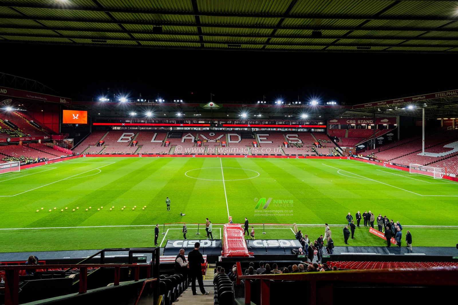 A ground shot during the Sky Bet Championship match Sheffield United vs Norwich City at Bramall Lane, Sheffield, United Kingdom, 9th December 2025

(Photo by Maynard Manyowa/News Images)

*** GER AUT SUI OUT ***