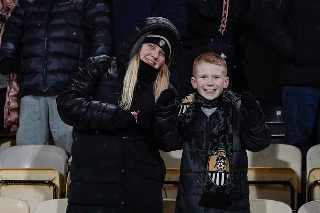 Notts County Manager Martin Patersonapplauds the fans after the final whistle  during the Sky Bet League 2 match Notts County vs Gillingham at Meadow Lane, Nottingham, United Kingdom, 3rd February 2026

(Photo by Maynard Manyowa/News Images)