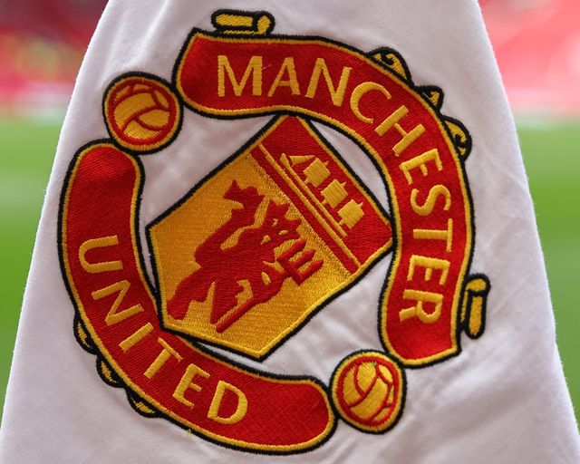 Manchester United emblem on the corner flag during the Premier League match Manchester United vs Leeds United at Old Trafford, Manchester, United Kingdom on 13 April 2026

(Photo by Mark Cosgrove/News Images)