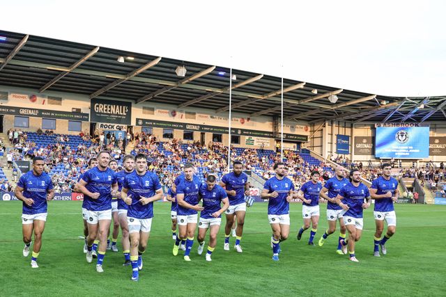 Warrington players in the pre-game warm up during the Betfred Super League round 23 match Warrington Wolves vs York Knights at The Halliwell Jones Stadium, Warrington, United Kingdom on 13 August 2026

(Photo by Mark Cosgrove/News Images)