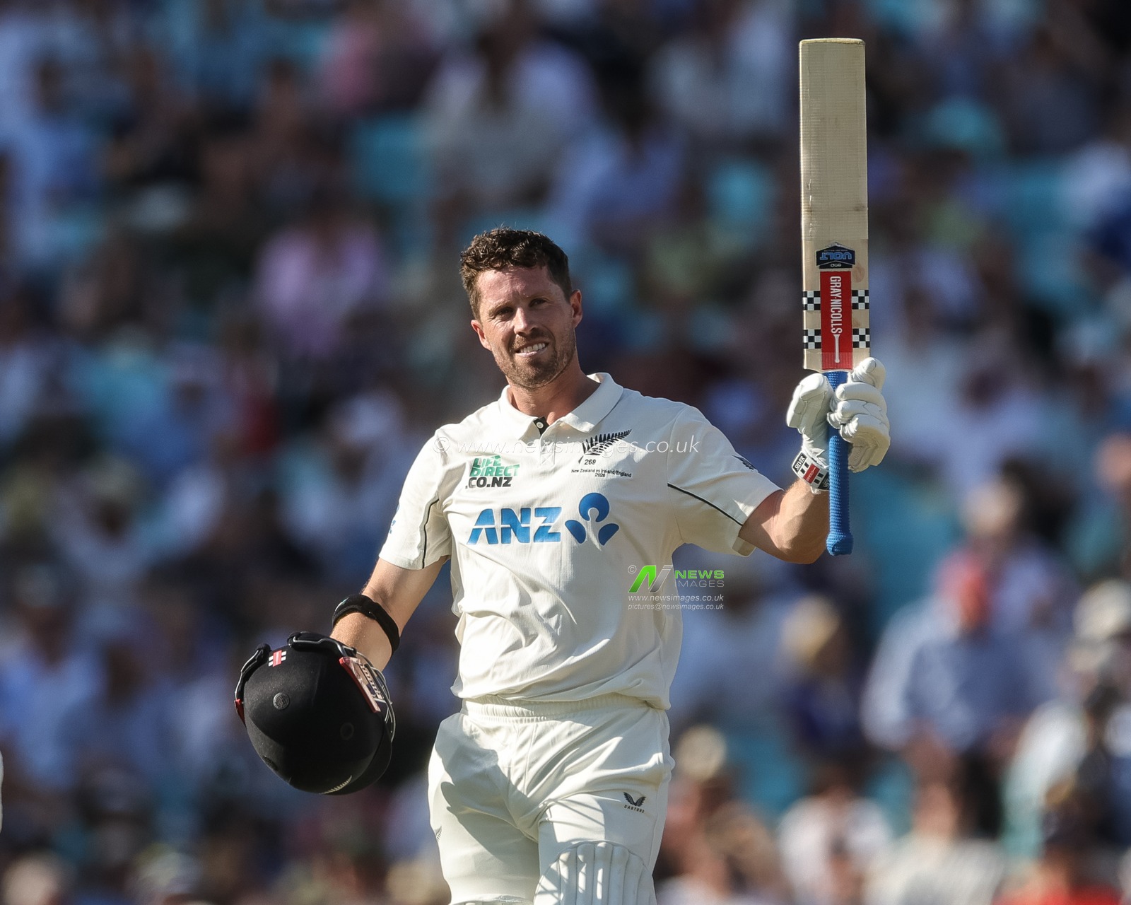 Henry Nicholls of New Zealand celebrates a century during the 2nd Rothesay Test Match Day 3 match England vs New Zealand at The Kia Oval, London, United Kingdom on 19 June 2026

(Photo by Mark Cosgrove/News Images)