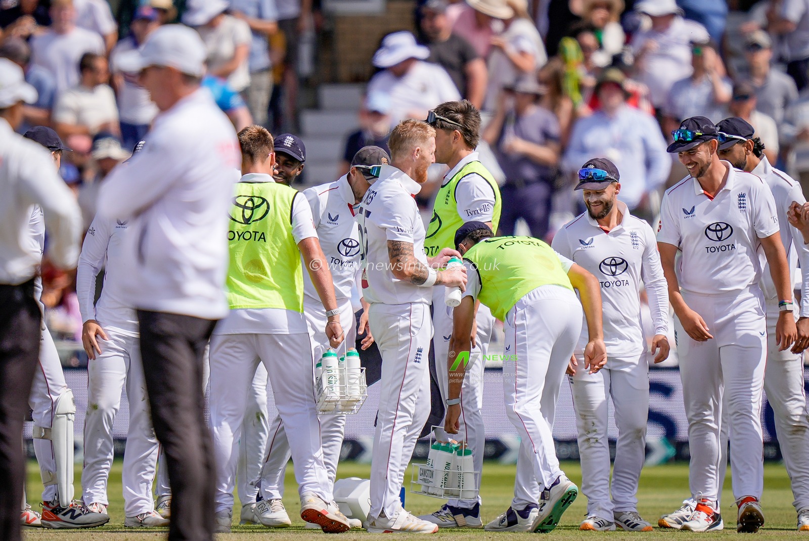 England captain Ben Stokes celebrates taking the wicket of Zak Foulkes of New Zealand moments after announcing his retirement from international cricket during the 3rd Rothesay Test Match Day 4 match England vs New Zealand at Trent Bridge, Nottingham, United Kingdom on 28 June 2026

(Photo by Maynard Manyowa/News Images)