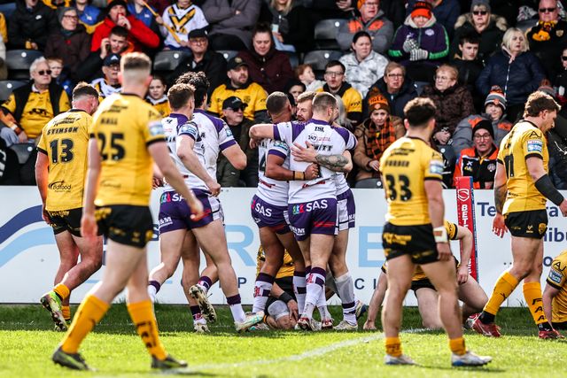 Corey Hall of Wakefield Trinity celebrates his try during the Betfred Super League round 7 match Castleford Tigers vs Wakefield Trinity at OneBore Stadium, Castleford, Untied Kingdom on 05 April 2026

(Photo by Alfie Cosgrove/News Images)