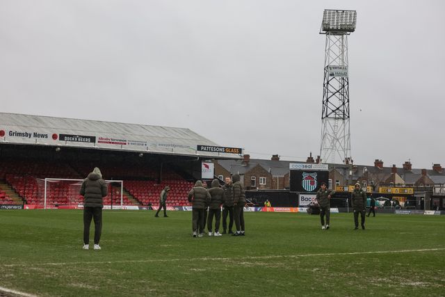Wolves players arrive and inspect the pitch during the Emirates FA Cup 4th Round match Grimsby Town vs Wolverhampton Wanderers at Blundell Park, Cleethorpes, United Kingdom on 15 February 2026

(Photo by Mark Cosgrove/News Images)