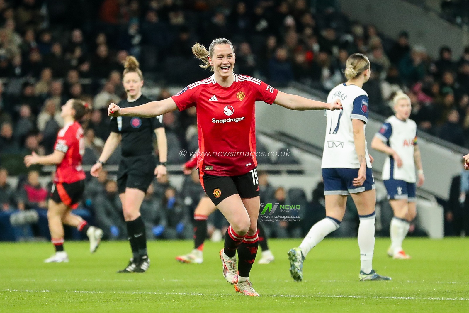 Elisabeth Terland of Manchester United Women celebrates his goal to make it 0-1 during the Barclays Women's Super League match Tottenham Hotspurâ€™s Women vs Manchester United Women at Tottenham Hotspur Stadium, 2nd February 2025

(Photo by Izzy Poles/News Images)