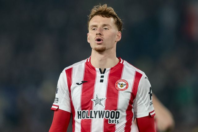 Sepp van den Berg of Brentford during the Premier League match Leeds United vs Brentford at Elland Road, Leeds, United Kingdom on 21 March 2026

(Photo by Mark Cosgrove/News Images)