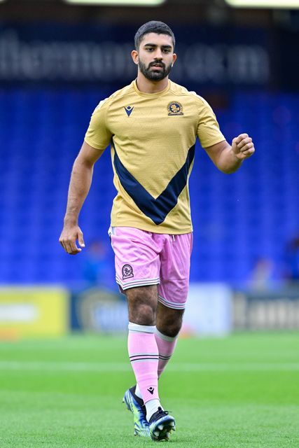 Dilan Markanday of Blackburn Rovers warms up ahead of the Pre-season friendly match Stockport County vs Blackburn Rovers at Edgeley Park Stadium, Stockport, United Kingdom, 2nd August 2024

(Photo by Cody Froggatt/News Images)