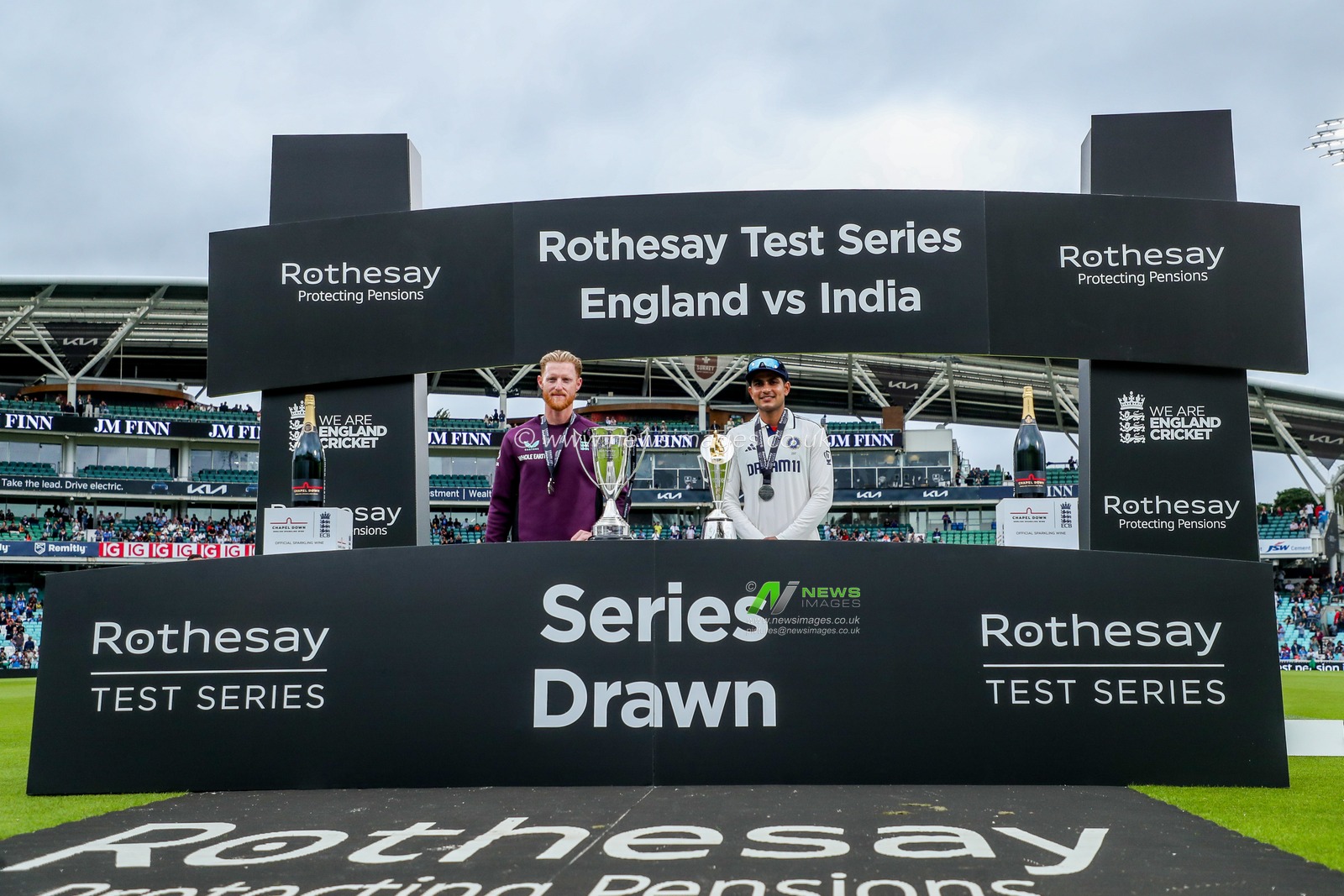 Ben Stokes of England and Shubman Gill of India pose for a photo following the 5th Rothesay Test Match day 5 England v India at The Kia Oval, London, United Kingdom, 4th August 2025

(Photo by Izzy Poles/News Images)