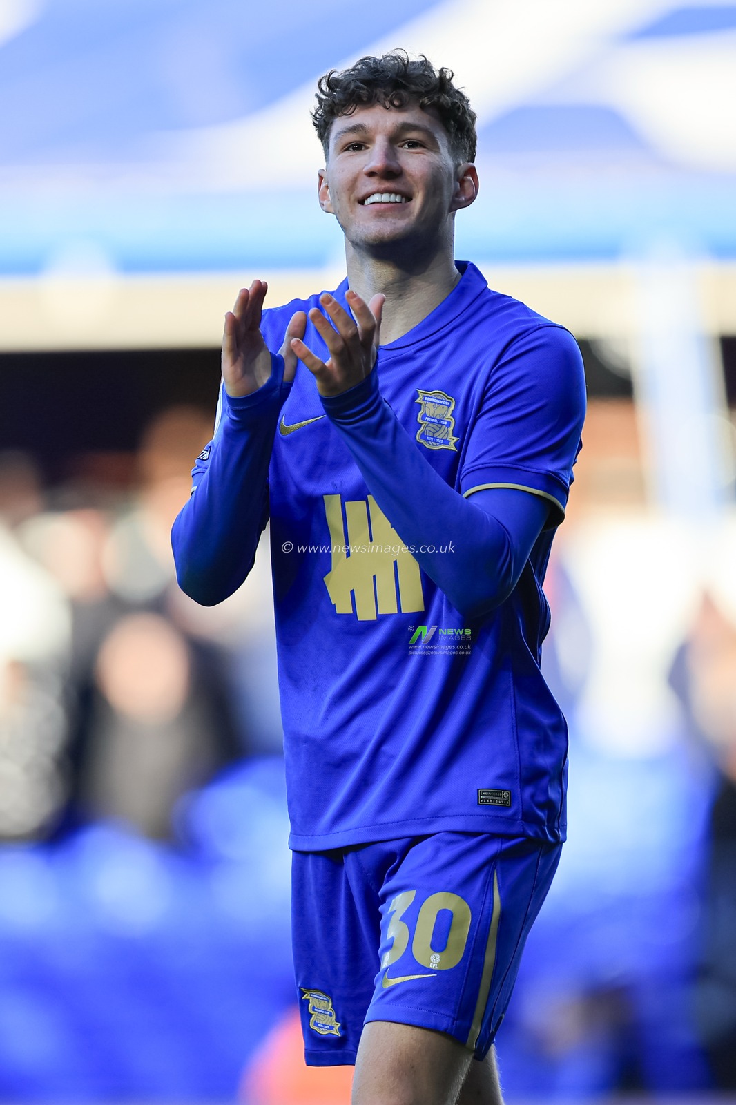 Lewis Koumas of Birmingham City applauds the fans after the Sky Bet Championship match Birmingham City vs Coventry City at St. Andrew's @ Knighthead Park, Birmingham, United Kingdom, 4th January 2026

(Photo by Euan Manning/News Images)

*** GER AUT SUI OUT ***