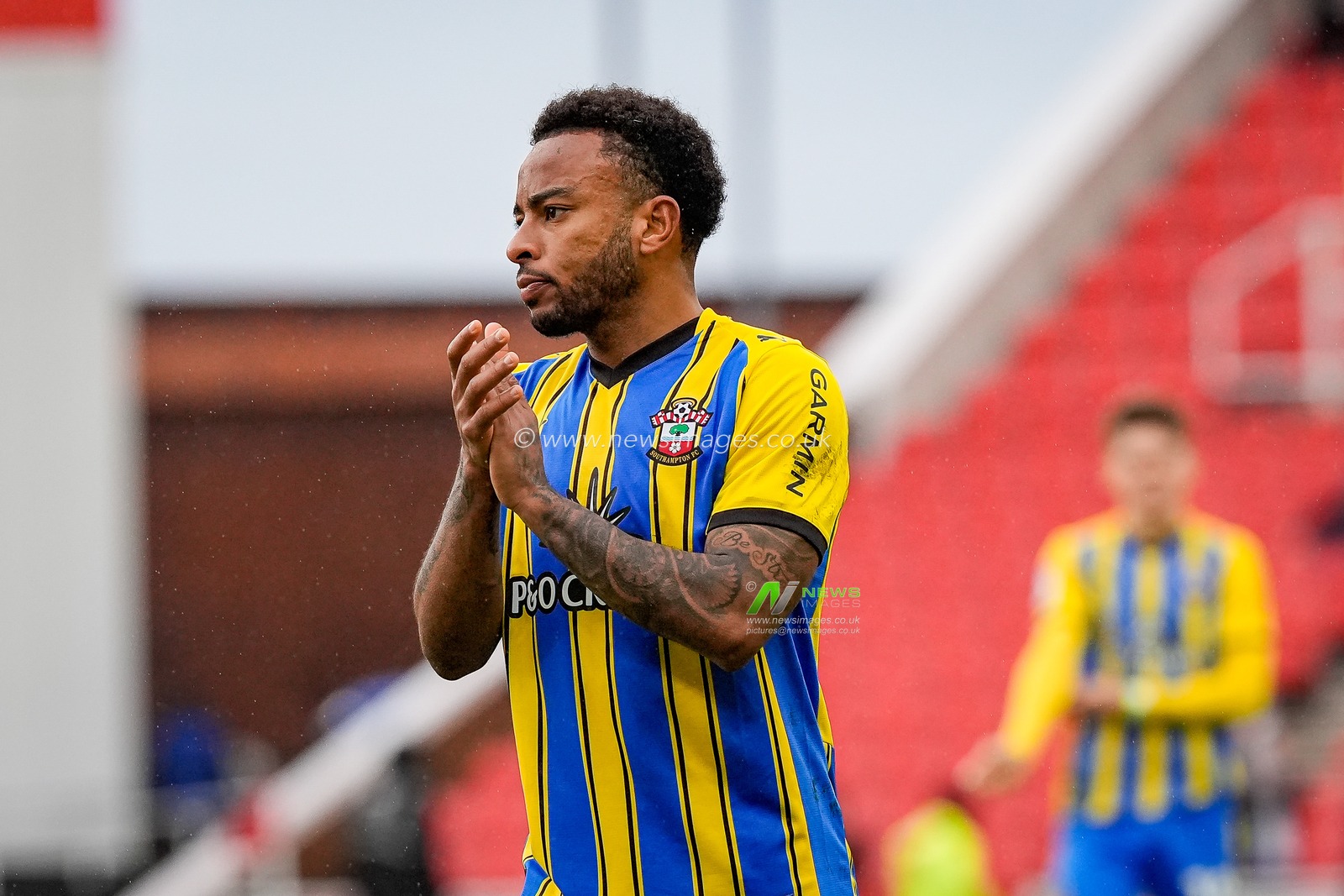 Welington of Southampton applauds the fans after the final whistle  during the Sky Bet Championship match Stoke City vs Southampton at Bet365 Stadium, Stoke-on-Trent, United Kingdom, 31st January 2026

(Photo by Maynard Manyowa/News Images)