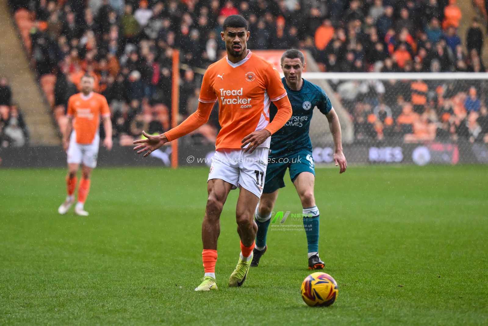 Ashley Fletcher of Blackpool passes the ball during the Sky Bet League 1 match Blackpool vs Shrewsbury Town at Bloomfield Road, Blackpool, United Kingdom, 1st January 2025

(Photo by Craig Thomas/News Images)