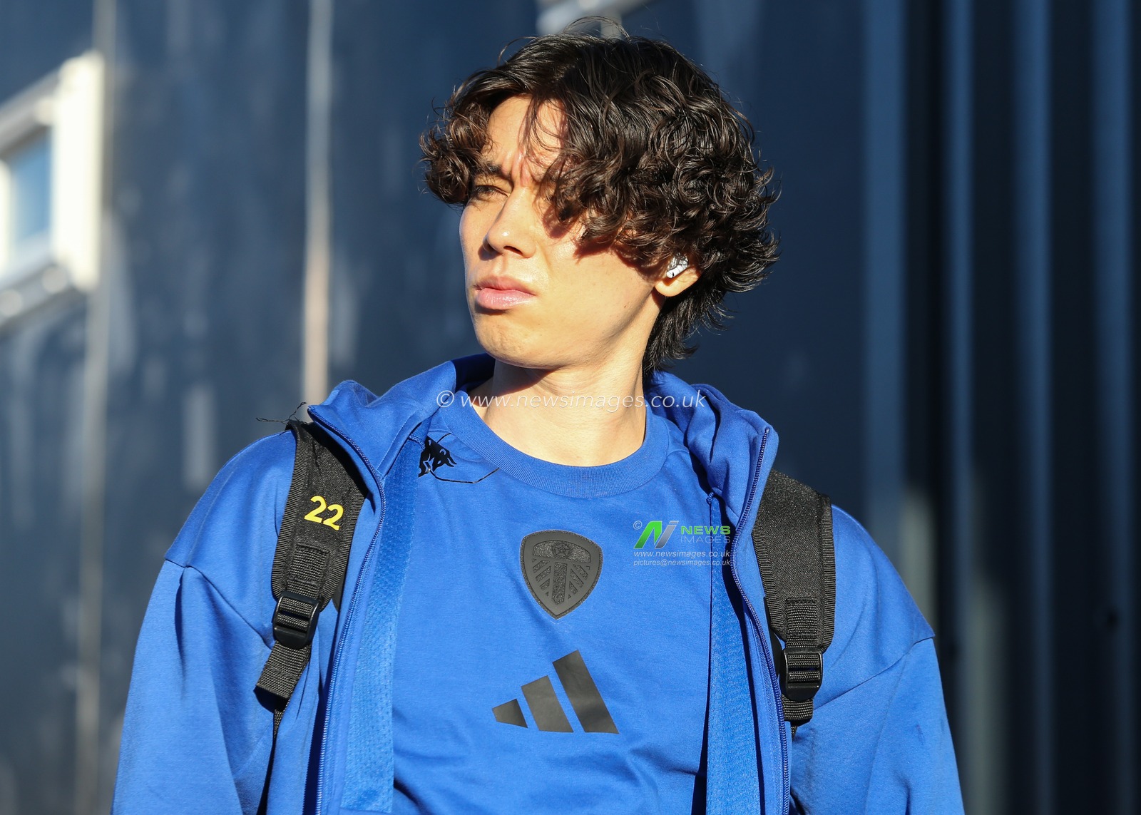 Ao Tanaka of Leeds United arrives ahead of during the Premier League match Leeds United vs Manchester United at Elland Road, Leeds, United Kingdom, 4th January 2026

(Photo by Richard Bierton/News Images)

*** GER AUT SUI OUT ***