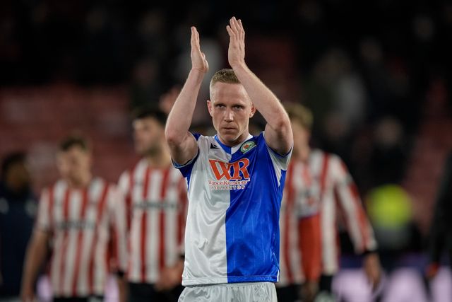 Adam Forshaw of Blackburn Rovers applauds the fans after the final whistle  during the Sky Bet Championship match Sheffield United vs Blackburn Rovers at Bramall Lane, Sheffield, United Kingdom on 22 April 2026

(Photo by Maynard Manyowa/News Images)