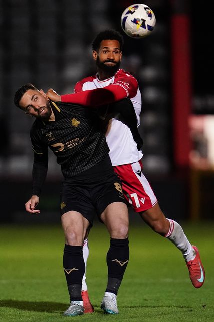 Jordan Roberts of Stevenage and Adam Phillips of Barnsley battle for ball during the Sky Bet League One match Stevenage vs Barnsley at Lamex Stadium, Stevenage, United Kingdom on 21st April 2026

(Photo by Harvey Murphy/News Images)