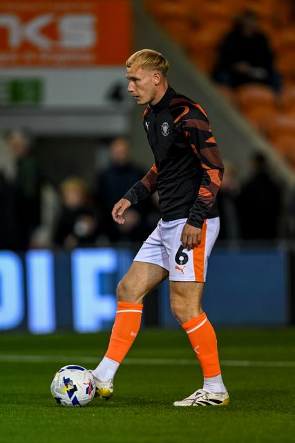 during the Sky Bet League 1 match Blackpool vs Luton Town at Bloomfield Road, Blackpool, United Kingdom, 30th September 2025

(Photo by Adam Gee/News Images)