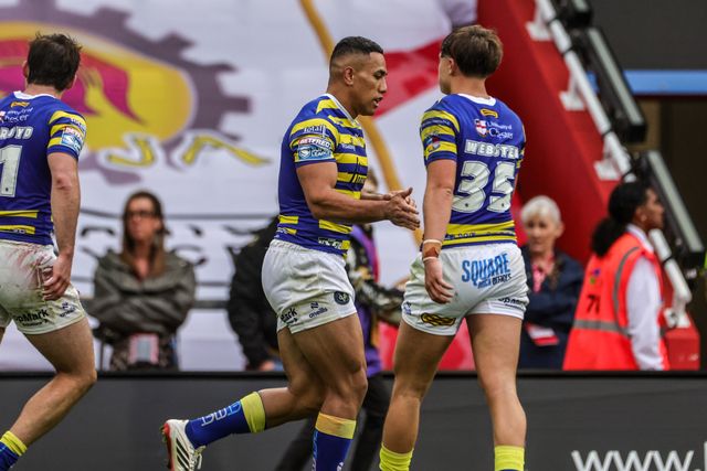 Albert Hopoate of Warrington Wolves celebrates his try during the Betfred Super League round 20 match Leigh Leopards vs Warrington Wolves at Leigh Sports Village, Leigh, United Kingdom on 25 July 2026

(Photo by Alfie Cosgrove/News Images)