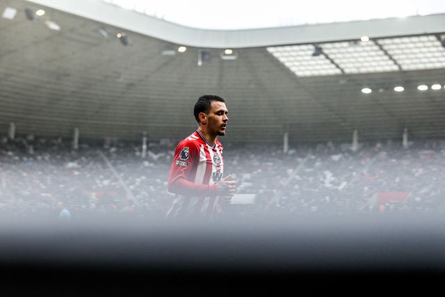 Enzo Le Fee of Sunderland during the Premier League match Sunderland vs Manchester United at Stadium Of Light, Sunderland, United Kingdom on 09 May 2026

(Photo by Alfie Cosgrove/News Images)