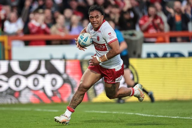 Tom Amone of Hull KR goes over for a try during the Betfred Super League round 10 match Hull KR vs Castleford Tigers at Sewell Group Craven Park, Hull, United Kingdom on 30 April 2026

(Photo by Mark Cosgrove/News Images)