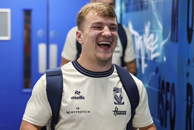 Leon Hayes of Warrington Wolves arrives during the Betfred Super League round 23 match Warrington Wolves vs York Knights at The Halliwell Jones Stadium, Warrington, United Kingdom on 13 August 2026

(Photo by Mark Cosgrove/News Images)