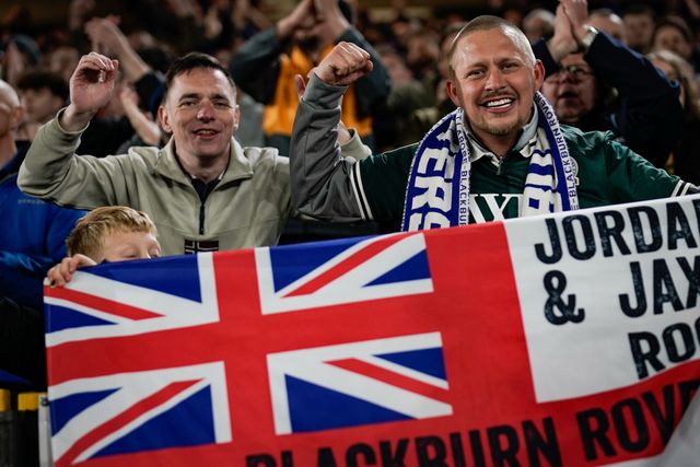 Blackburn fans celebrate their team victory during the Sky Bet Championship match Sheffield United vs Blackburn Rovers at Bramall Lane, Sheffield, United Kingdom on 22 April 2026

(Photo by Maynard Manyowa/News Images)