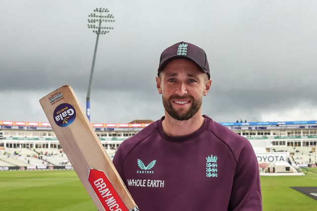 Chris Woakes of England with Gala Events sponsored bat during the 2nd Rothesay Test Match day 5 England v India at Edgbaston, Birmingham, United Kingdom, 6th July 2025

(Photo by Mark Cosgrove/News Images)