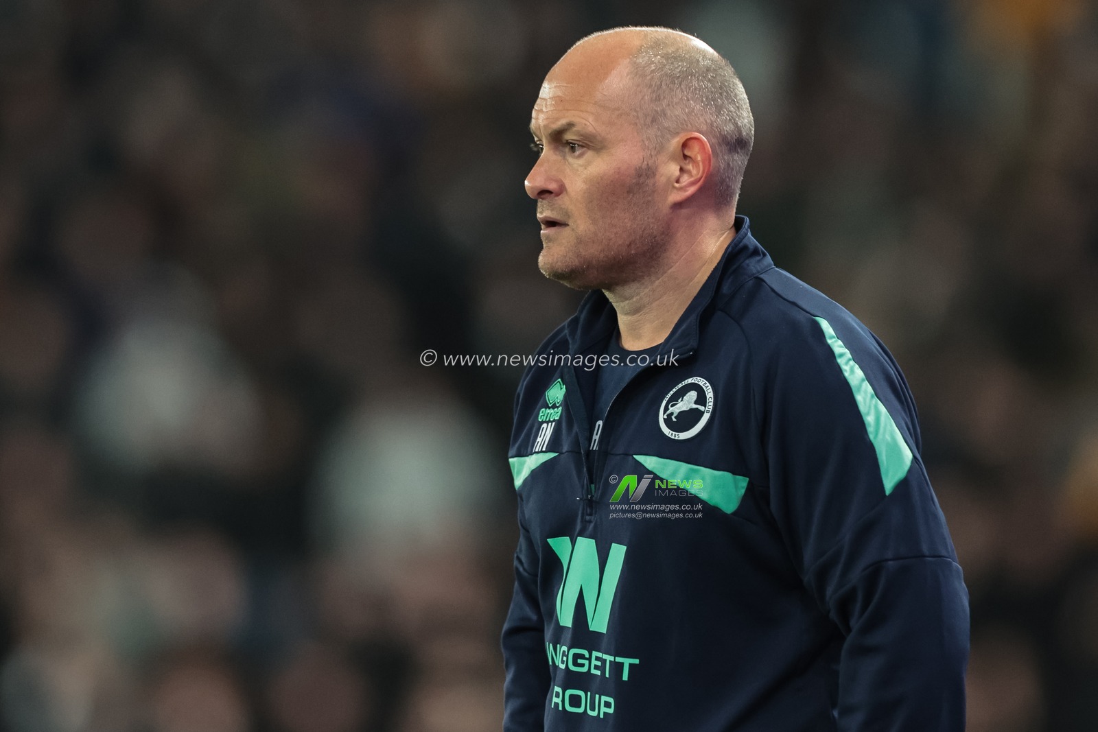 Alex Neil manager of Millwall looks on during the Sky Bet Championship match Derby County vs Millwall at Pride Park Stadium, Derby, United Kingdom, 10th December 2025

(Photo by Mark Cosgrove/News Images)

*** GER AUT SUI OUT ***