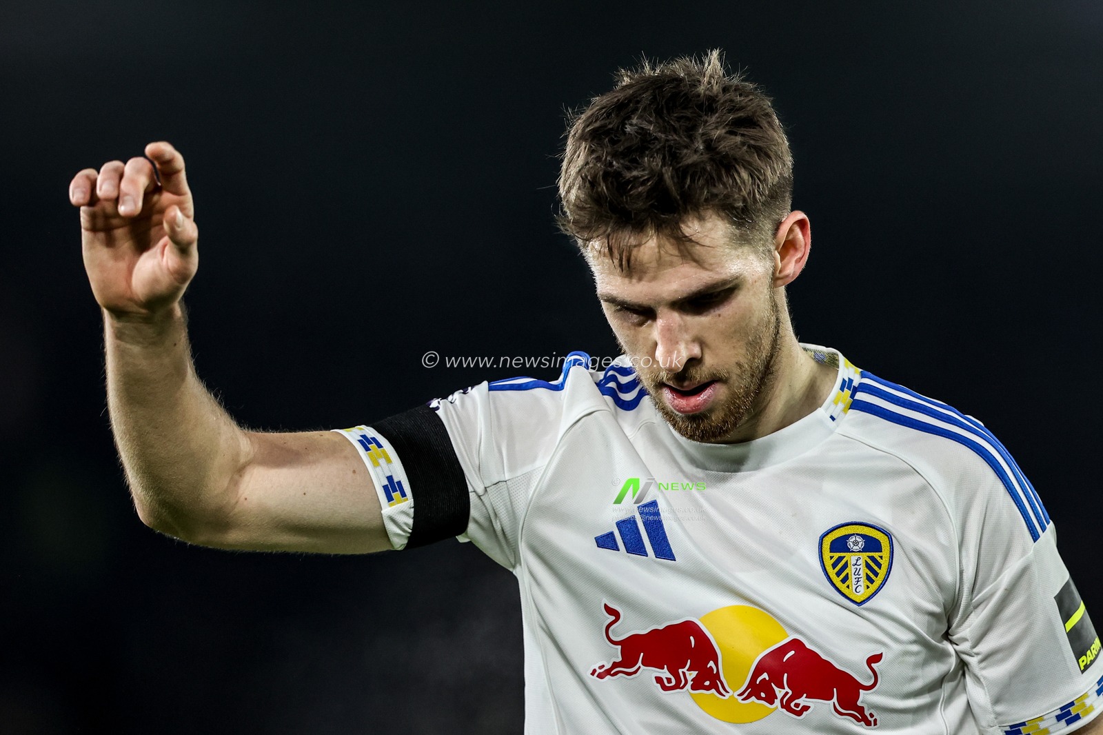 Anton Stach of Leeds United during the Premier League match Leeds United vs Chelsea at Elland Road, Leeds, United Kingdom, 3rd December 2025

(Photo by Alfie Cosgrove/News Images)

*** GER AUT SUI OUT ***