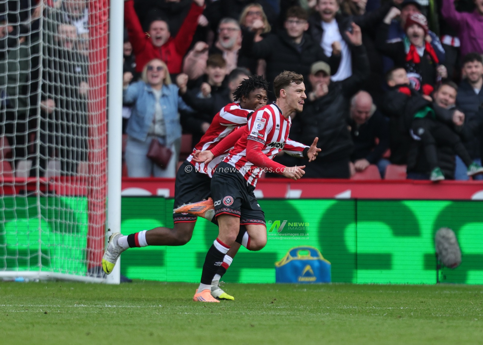 Harrison Burrows of Sheffield United celebrates his goal to make it 2-0 during the Sky Bet Championship match Sheffield United vs Sheffield Wednesday at Bramall Lane, Sheffield, United Kingdom on 22 February 2026

(Photo by Richard Bierton/News Images)