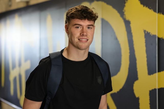 Ewan Smith of Warrington Wolves arrives during the Betfred Challenge Cup round 4 match Goole Vikings vs Warrington Wolves at The Halliwell Jones Stadium, Warrington, United Kingdom on 14 March 2026

(Photo by Mark Cosgrove/News Images)