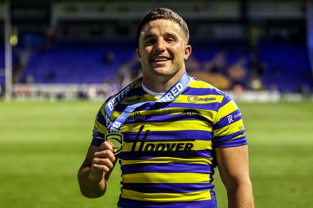 Josh Smith of Warrington Wolves with the player of the match medal during the Betfred Super League round 13 match Warrington Wolves vs Hull FC at The Halliwell Jones Stadium, Warrington, United Kingdom on 05 June 2026

(Photo by Alfie Cosgrove/News Images)