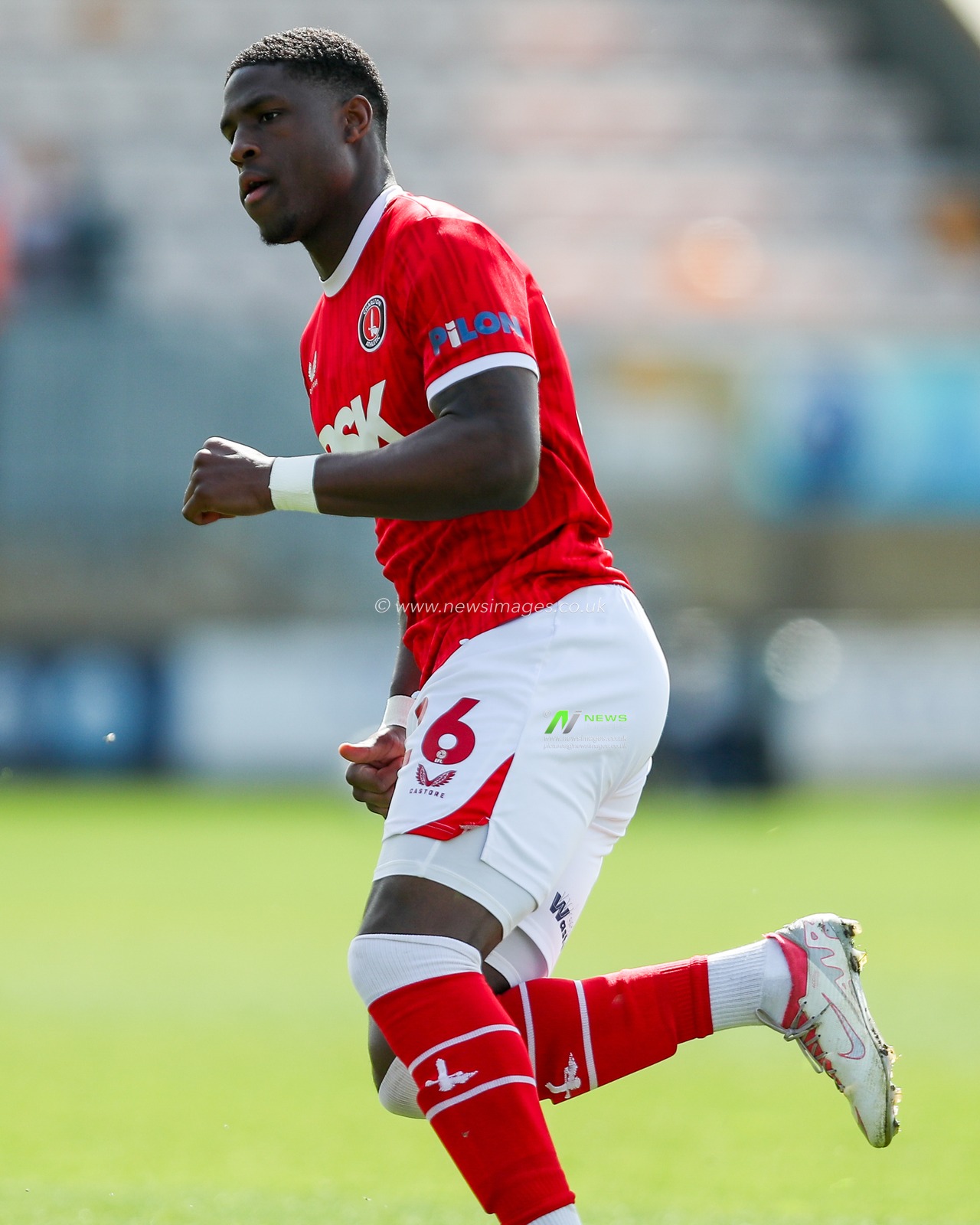 Josh Edwards of Charlton Athletic in action during the Sky Bet League 1 match Cambridge United vs Charlton Athletic at Cledara Abbey Stadium, Cambridge, United Kingdom, 12th April 2025

(Photo by Izzy Poles/News Images)