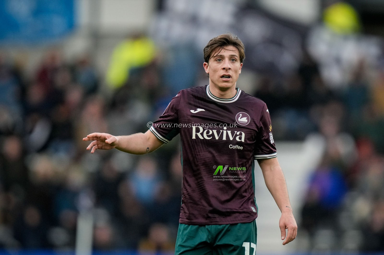 Goncalo Franco of Swansea City gives his team instructions  during the Sky Bet Championship match Derby County vs Swansea City at Pride Park Stadium, Derby, United Kingdom on 14 February 2026

(Photo by Maynard Manyowa/News Images)