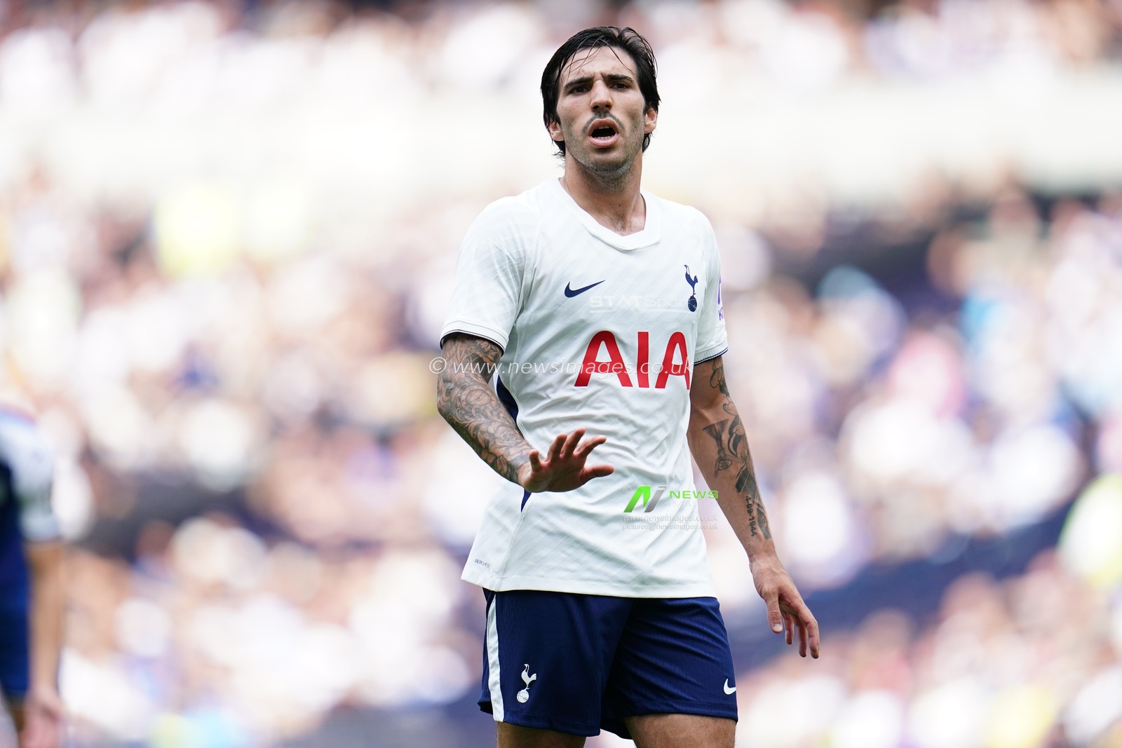 Sandro Tonali of Tottenham Hotspur during the pre-season friendly match Tottenham Hotspur vs Hoffenheim at Tottenham Hotspur Stadium, London, United Kingdom on 15 August 2026

(Photo by Harvey Murphy/News Images)