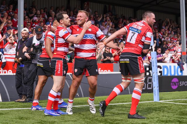 Tomos Williams of Gloucester Rugby celebrating a try with team mates during the Gallagher Premiership match Gloucester vs Exeter at Kingsholm Stadium, Gloucester, United Kingdom on 26 April 2026

(Photo by Alex Williamson/News Images)