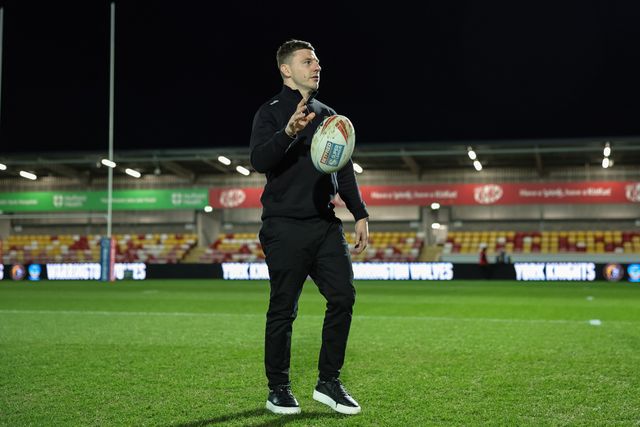 George Williams of Warrington Wolves arrives during the Betfred Super League Round 4 match York Knights vs Warrington Wolves at LNER Community Stadium, York, United Kingdom on 06 March 2026

(Photo by Mark Cosgrove/News Images)
